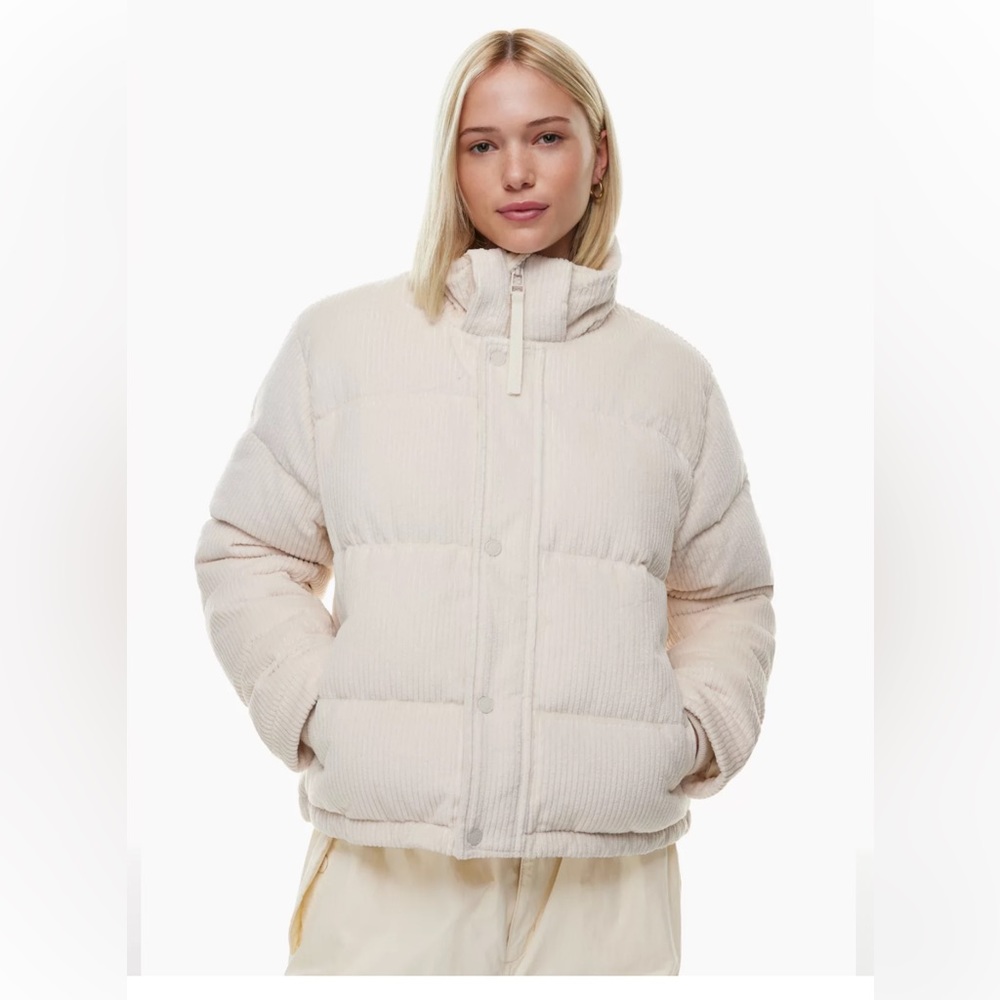 Aritzia Super Puff Shorty in Birch Corduroy